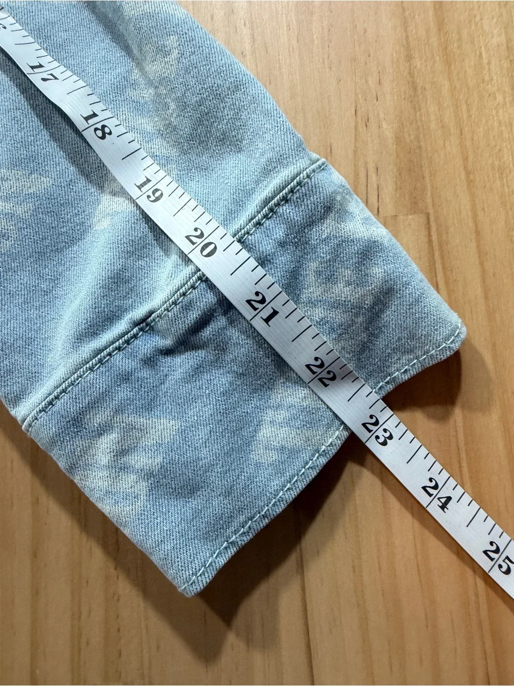 True Religion Light Blue All-Over Logo Denim Shirt Jacket B7